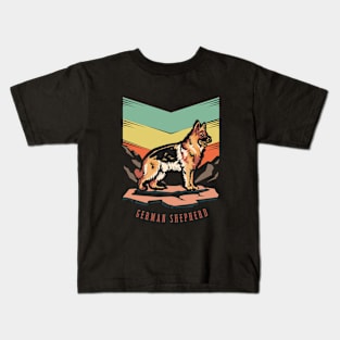 German Shepherd | Retro design for Dog Lovers Kids T-Shirt